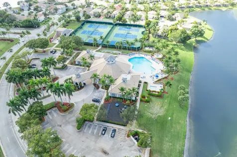 2131 Man Of War West Palm Beach FL 33411