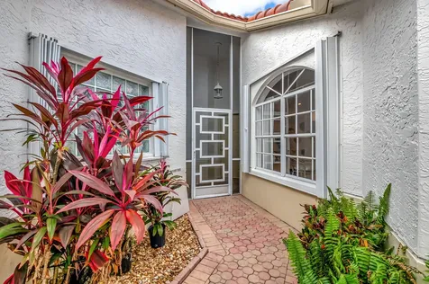 15465 Lake Magnolia Place Delray Beach FL 33484