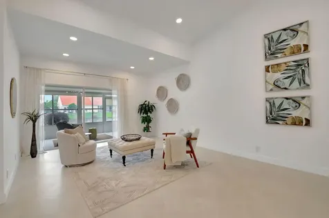 15465 Lake Magnolia Place Delray Beach FL 33484