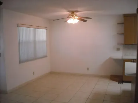 122 Stratford I West Palm Beach FL 33417
