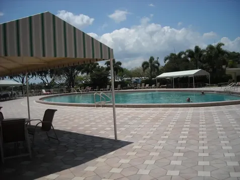 122 Stratford I West Palm Beach FL 33417