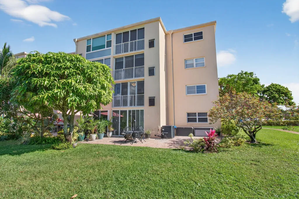 2515 Ne 2nd Court Boynton Beach FL 33435