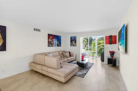 2515 Ne 2nd Court Boynton Beach FL 33435