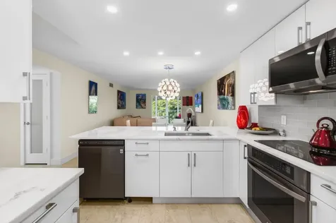 2515 Ne 2nd Court Boynton Beach FL 33435