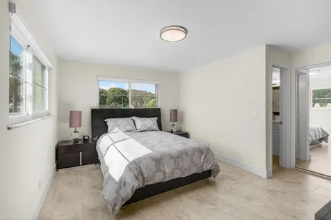 2515 Ne 2nd Court Boynton Beach FL 33435