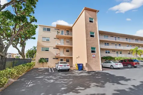 2515 Ne 2nd Court Boynton Beach FL 33435
