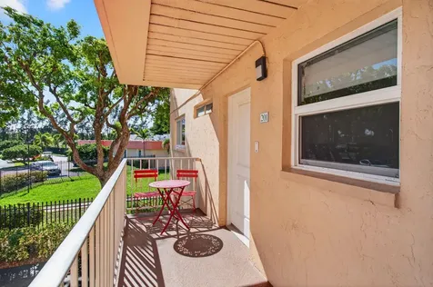2515 Ne 2nd Court Boynton Beach FL 33435