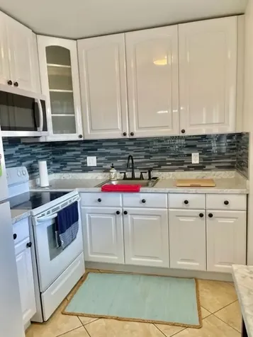 2840 Cynthia Lane Lake Worth Beach FL 33461