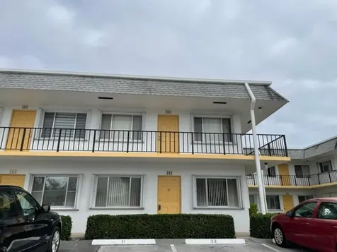 2840 Cynthia Lane Lake Worth Beach FL 33461