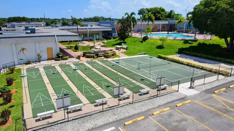 2840 Cynthia Lane Lake Worth Beach FL 33461