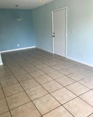 1830 Abbey Road West Palm Beach FL 33415