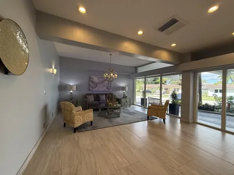 1200 Hibiscous Avenue Pompano Beach FL 33062