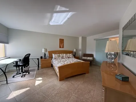1200 Hibiscous Avenue Pompano Beach FL 33062