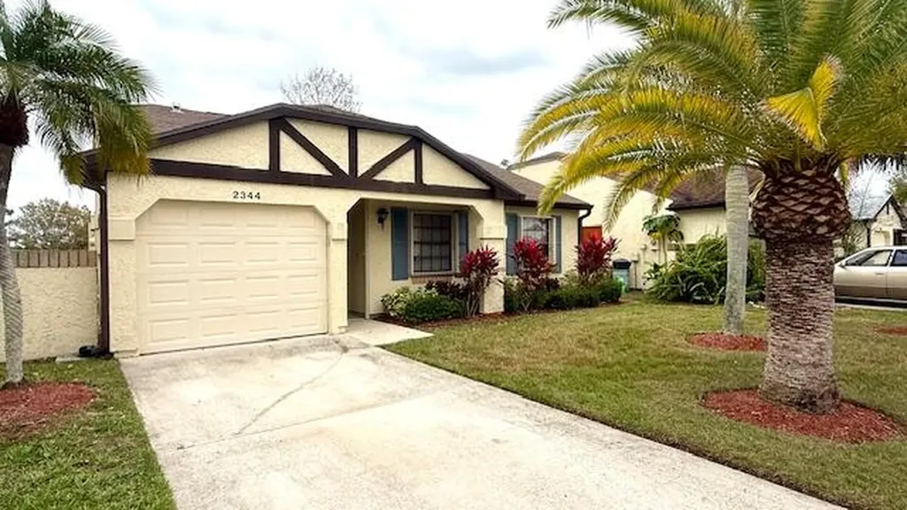 2344 Se Brekenridge Circle Port Saint Lucie FL 34952