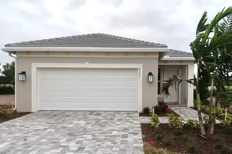4267 Santa Maria Circle Vero Beach FL 32967