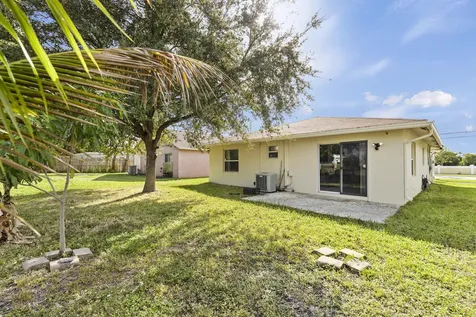 850 Drive Martin Luther King Jr Boulevard Boulevard Riviera Beach FL 33404