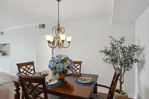 2880 Ne 14th Street Causeway Pompano Beach FL 33062