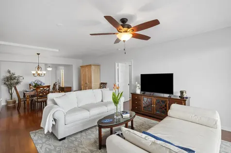 2880 Ne 14th Street Causeway Pompano Beach FL 33062