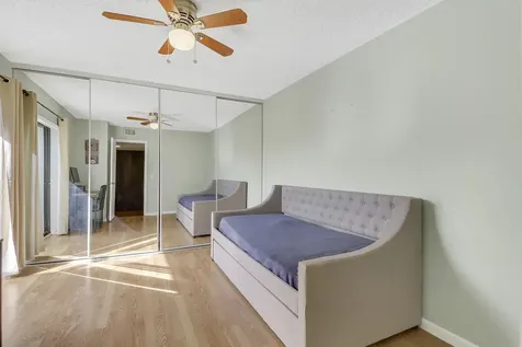 2404 24th Way West Palm Beach FL 33407