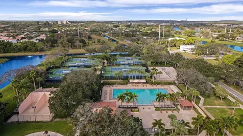 2404 24th Way West Palm Beach FL 33407