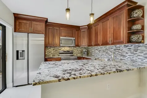 2404 24th Way West Palm Beach FL 33407