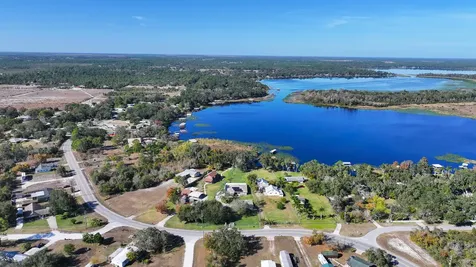 1360 Lake Josephine Drive Sebring FL 33875