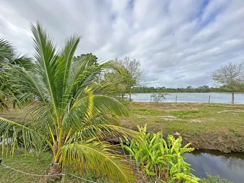 3528 Sw Zullo Street Port Saint Lucie FL 34953