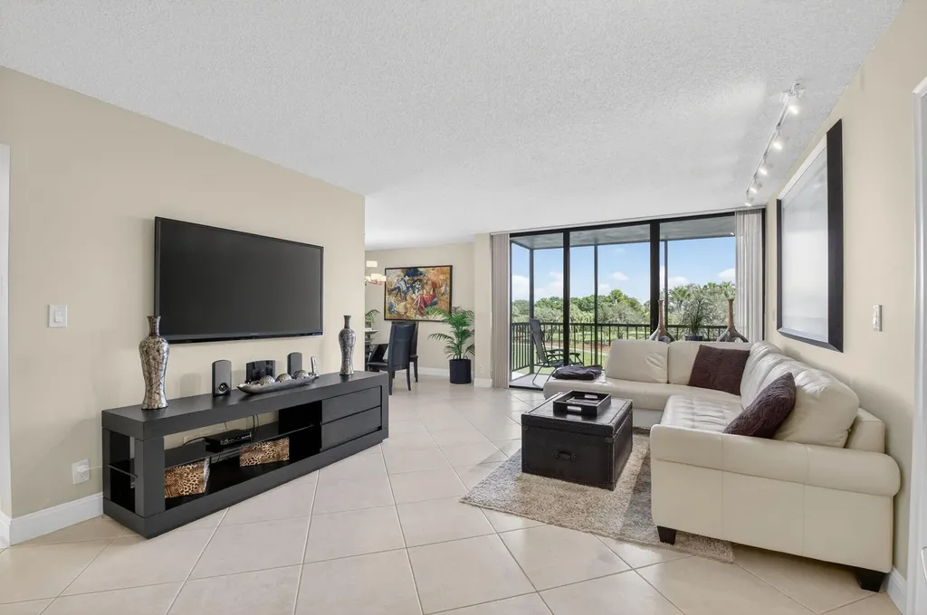 6797 Willow Wood Drive Boca Raton FL 33434