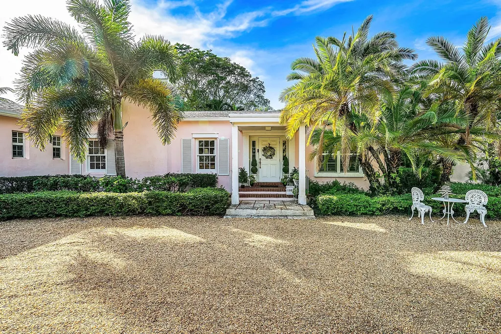 1202 N Swinton Avenue Delray Beach FL 33444