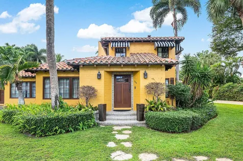 334 Palm Trail Delray Beach FL 33483