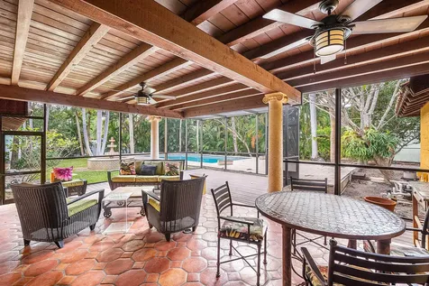 334 Palm Trail Delray Beach FL 33483