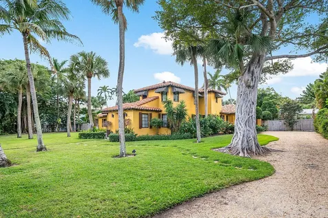 334 Palm Trail Delray Beach FL 33483