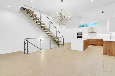 12 Se 10th Avenue Fort Lauderdale FL 33301