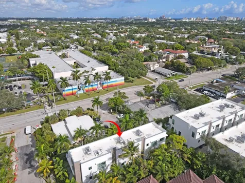 12 Se 10th Avenue Fort Lauderdale FL 33301