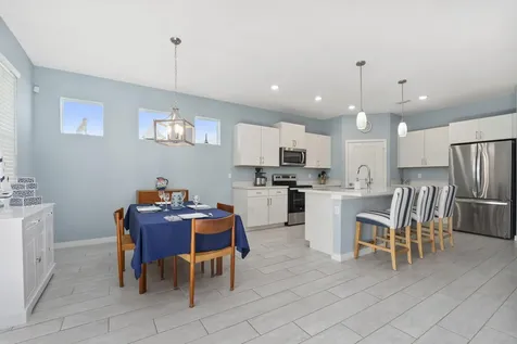 2780 Ne Breezeway Circle Jensen Beach FL 34957