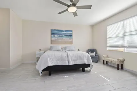 2780 Ne Breezeway Circle Jensen Beach FL 34957