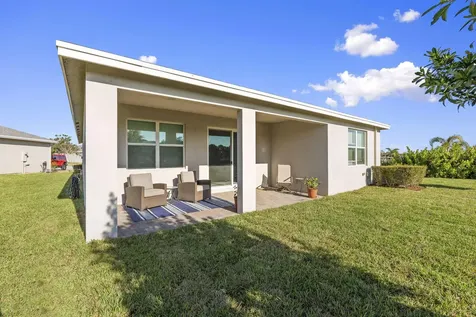 2780 Ne Breezeway Circle Jensen Beach FL 34957