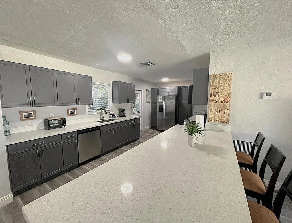602 Nw 2nd Street Delray Beach FL 33444