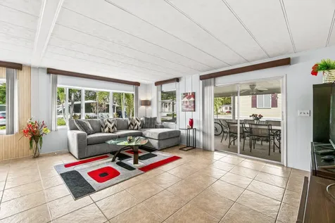 8350 E Club Road Boca Raton FL 33433