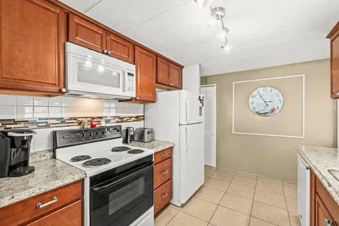 8350 E Club Road Boca Raton FL 33433