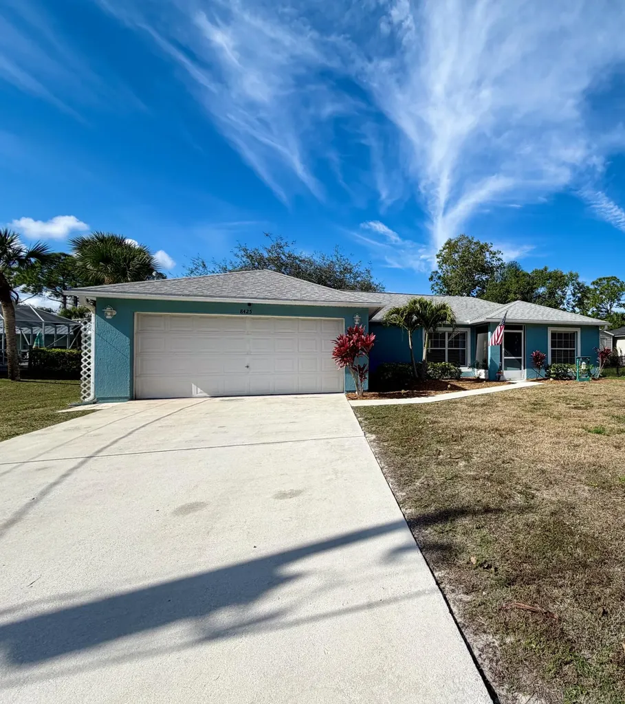 8425 94th Avenue Vero Beach FL 32967