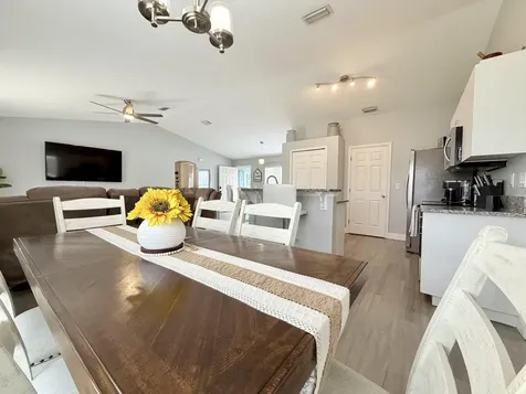 8425 94th Avenue Vero Beach FL 32967
