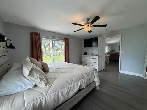 8425 94th Avenue Vero Beach FL 32967