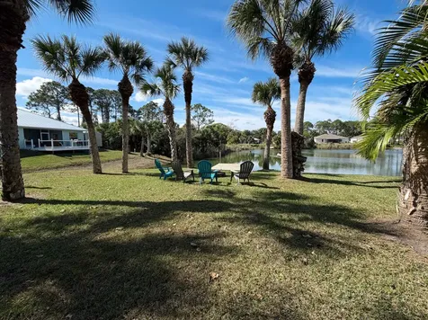8425 94th Avenue Vero Beach FL 32967