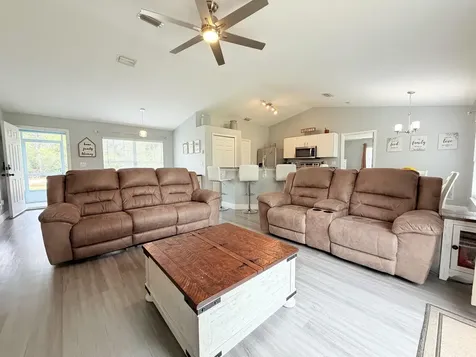 8425 94th Avenue Vero Beach FL 32967