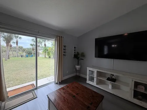 8425 94th Avenue Vero Beach FL 32967
