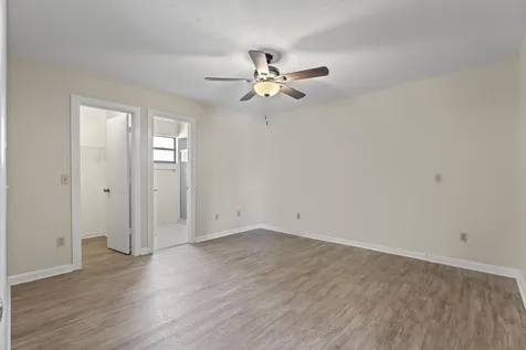 2441 Se Avalon Road Port Saint Lucie FL 34952