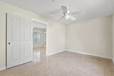 2441 Se Avalon Road Port Saint Lucie FL 34952