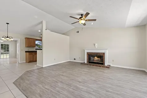 2441 Se Avalon Road Port Saint Lucie FL 34952