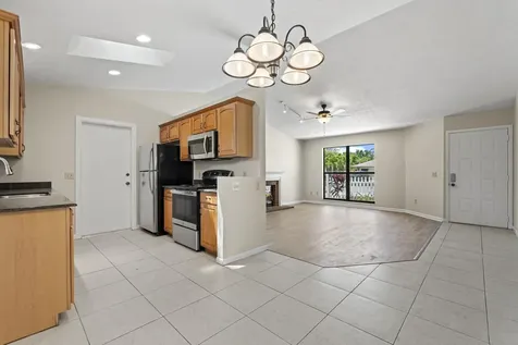 2441 Se Avalon Road Port Saint Lucie FL 34952